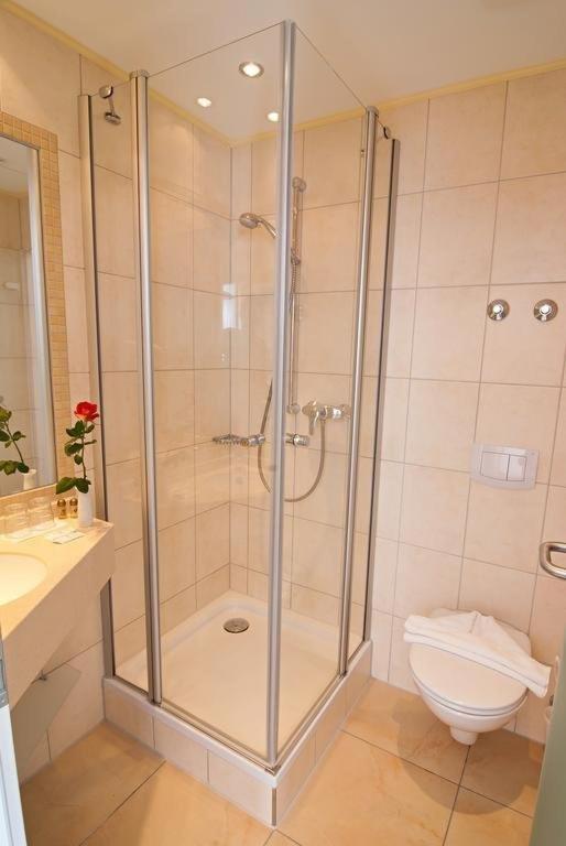 Hotel Inselhotel Rote Erde 3*